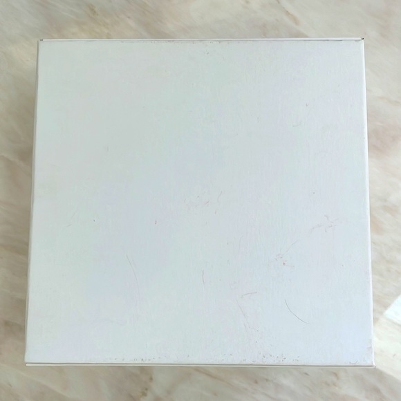 Creed Gift Box - Picture 8 of 8